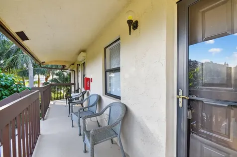 4542 Lucerne Lakes Boulevard Lake Worth FL 33467