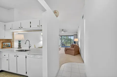 4542 Lucerne Lakes Boulevard Lake Worth FL 33467