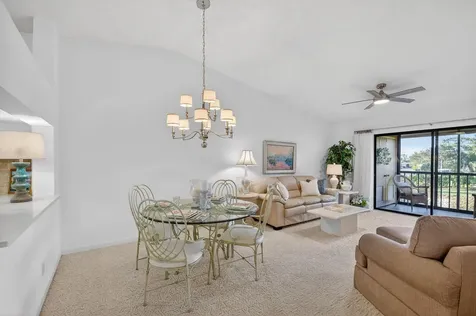4542 Lucerne Lakes Boulevard Lake Worth FL 33467