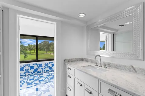 2435 Presidential Way West Palm Beach FL 33401