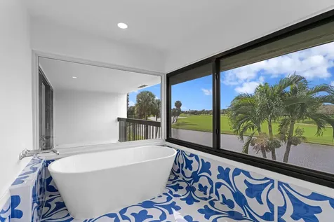2435 Presidential Way West Palm Beach FL 33401