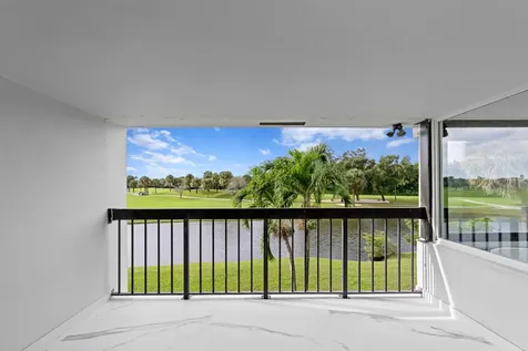 2435 Presidential Way West Palm Beach FL 33401