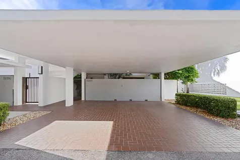 2435 Presidential Way West Palm Beach FL 33401