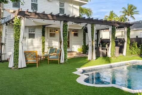 442 28th Street Street West Palm Beach FL 33407