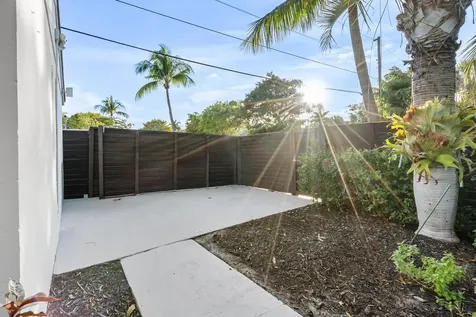 442 28th Street Street West Palm Beach FL 33407