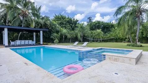 35 20 Casa De Campo DR 22000