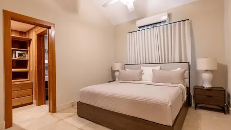 35 20 Casa De Campo DR 22000