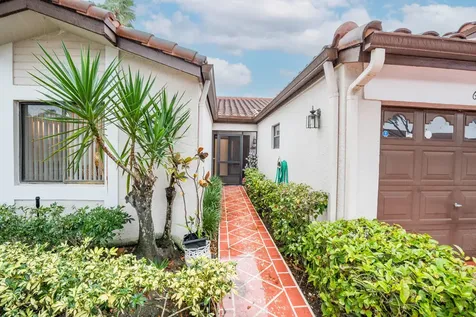 6220 Kings Gate Circle Delray Beach FL 33484