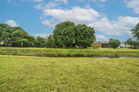 6220 Kings Gate Circle Delray Beach FL 33484