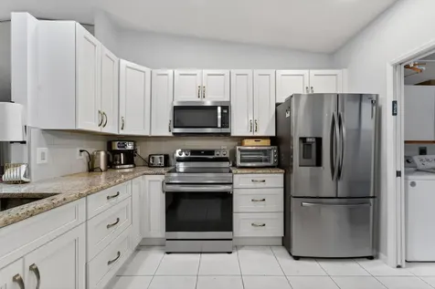 6220 Kings Gate Circle Delray Beach FL 33484