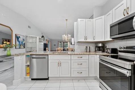 6220 Kings Gate Circle Delray Beach FL 33484