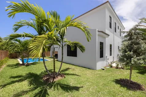 309 Cascade Lane Palm Beach Shores FL 33404