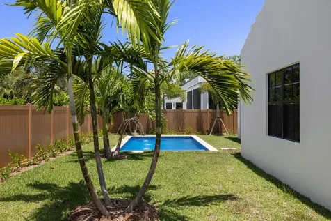 309 Cascade Lane Palm Beach Shores FL 33404