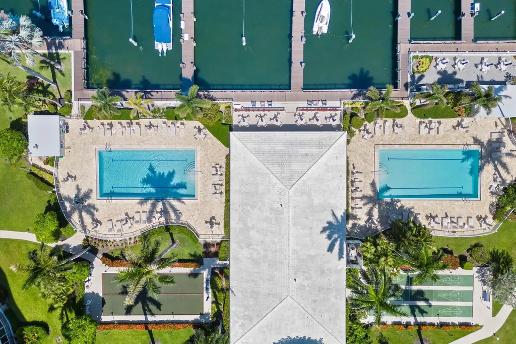 3224 S Ocean Boulevard Highland Beach FL 33487