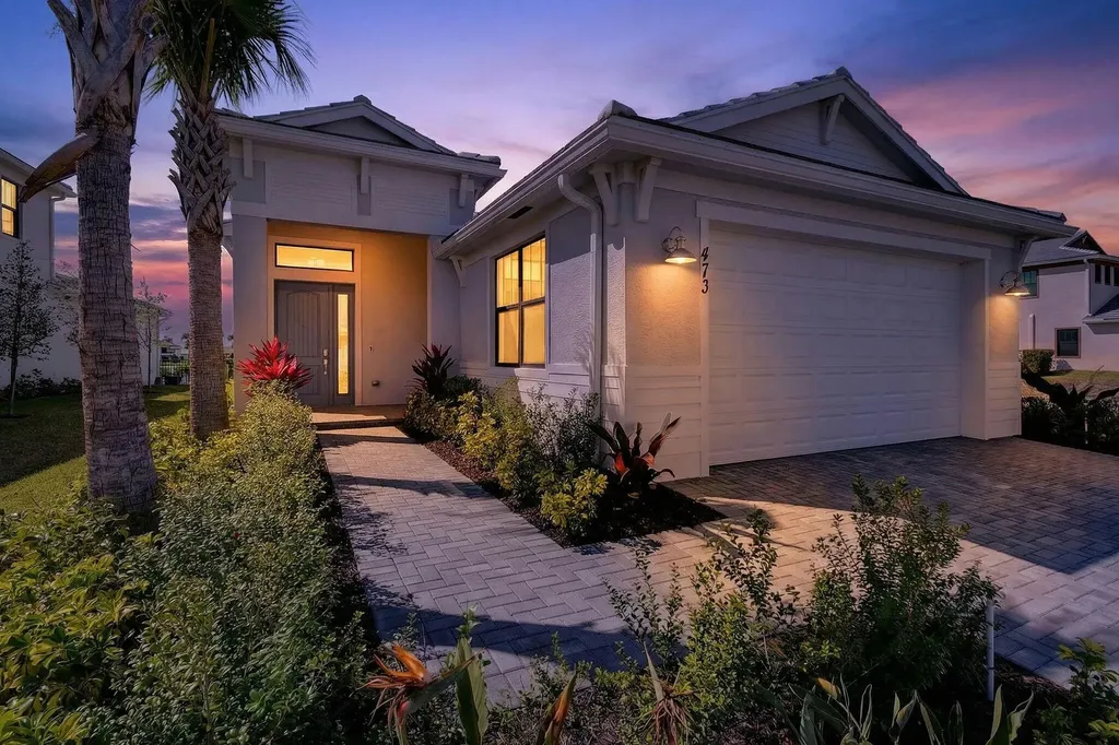 473 Se Fascino Circle Port Saint Lucie FL 34984