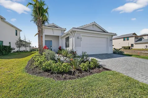 473 Se Fascino Circle Port Saint Lucie FL 34984