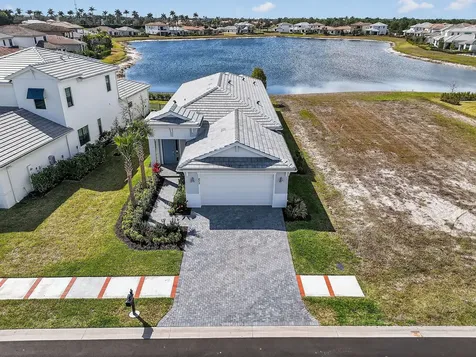 473 Se Fascino Circle Port Saint Lucie FL 34984
