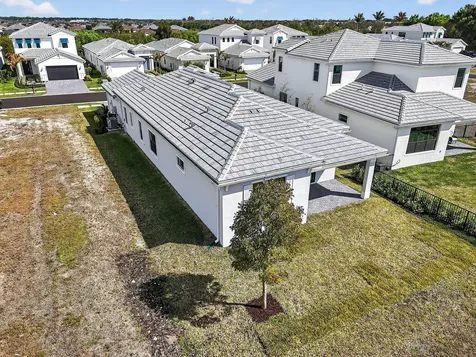 473 Se Fascino Circle Port Saint Lucie FL 34984