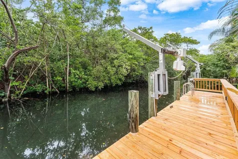 11823 Lake Shore Place North Palm Beach FL 33408