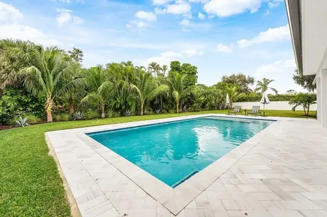 11823 Lake Shore Place North Palm Beach FL 33408