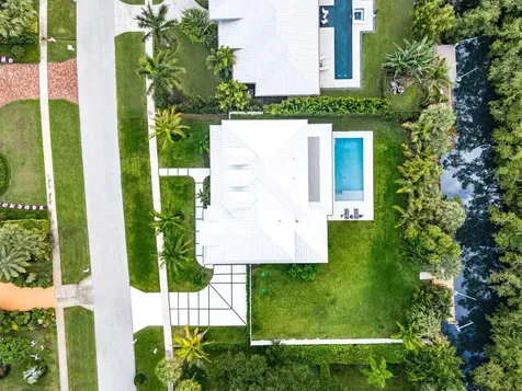 11823 Lake Shore Place North Palm Beach FL 33408
