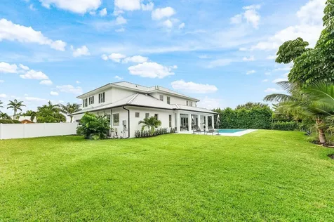 11823 Lake Shore Place North Palm Beach FL 33408