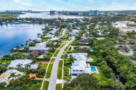 11823 Lake Shore Place North Palm Beach FL 33408
