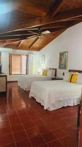 143 00 Casa De Campo DR 22000