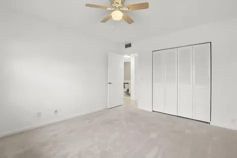 124 Preston C Boca Raton FL 33434