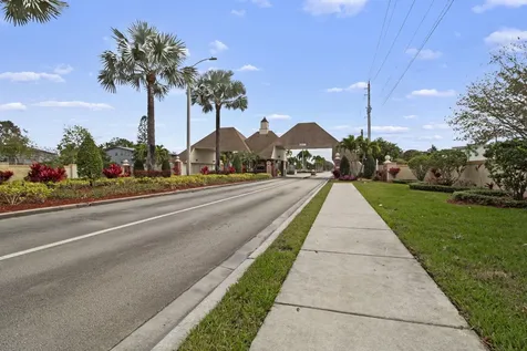 124 Preston C Boca Raton FL 33434