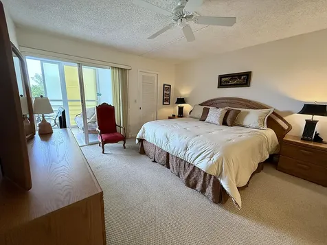 3030 Farnham O Deerfield Beach FL 33442