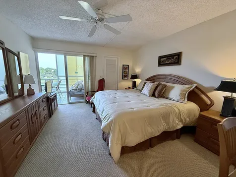 3030 Farnham O Deerfield Beach FL 33442