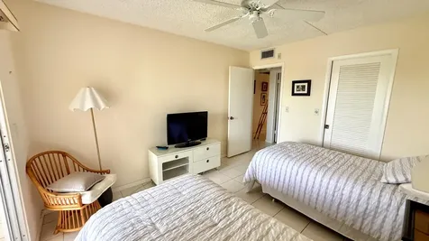 3030 Farnham O Deerfield Beach FL 33442