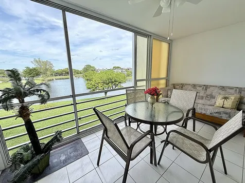 3030 Farnham O Deerfield Beach FL 33442