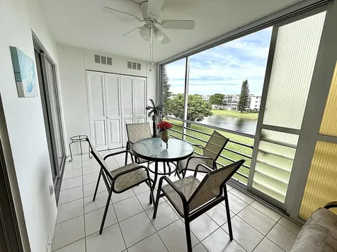 3030 Farnham O Deerfield Beach FL 33442