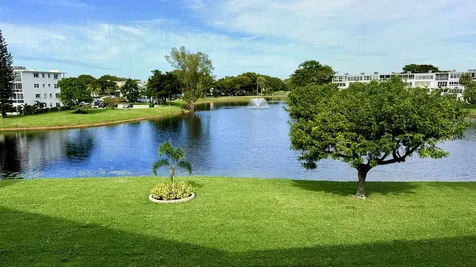 3030 Farnham O Deerfield Beach FL 33442