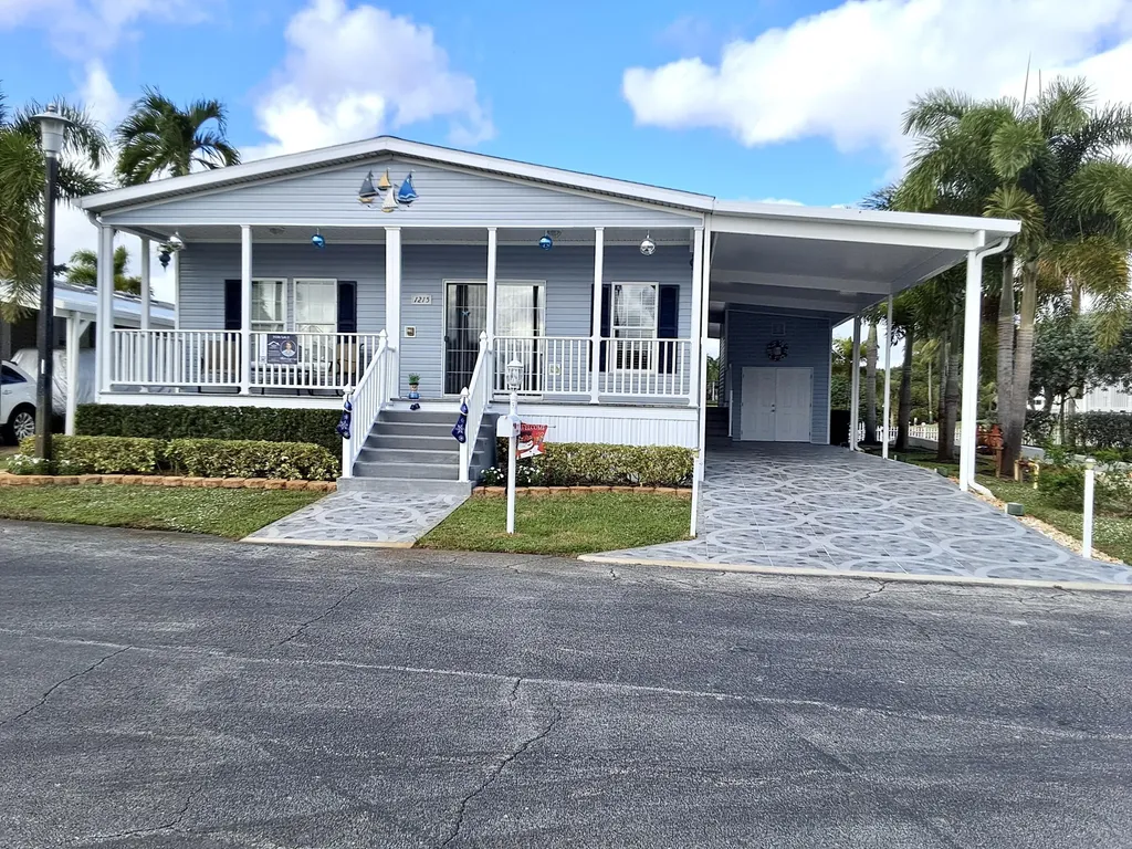 1215 Poinsettia Drive Deerfield Beach FL 33442