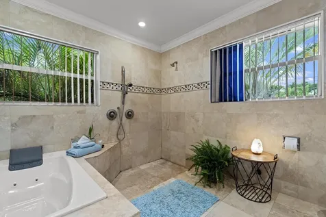 18989 Se Hillcrest Drive Tequesta FL 33469