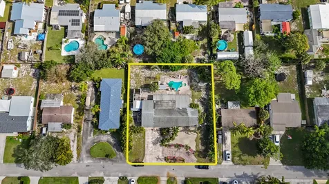 18989 Se Hillcrest Drive Tequesta FL 33469