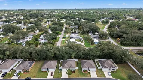 5234 Oakland Lake Circle Fort Pierce FL 34951