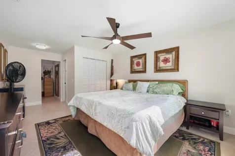 8820 Nw 4th Street Pembroke Pines FL 33024