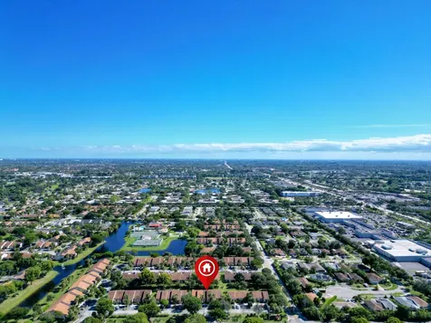 3928 Vine Trail Lake Worth FL 33467