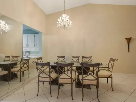 3928 Vine Trail Lake Worth FL 33467