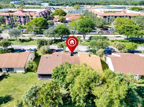 3928 Vine Trail Lake Worth FL 33467