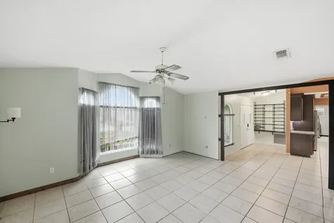 381 Sw Lucero Drive Port Saint Lucie FL 34983