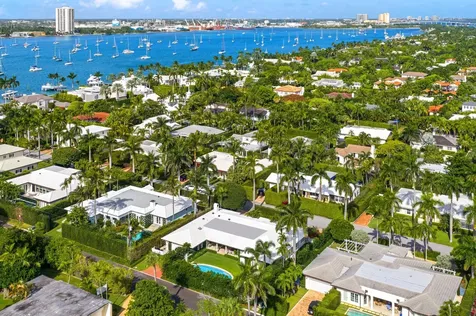 258 List Road Palm Beach FL 33480