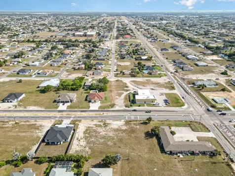 1616 Andalusia Boulevard Cape Coral FL 33909