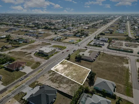1616 Andalusia Boulevard Cape Coral FL 33909