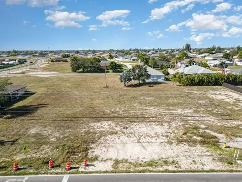 1616 Andalusia Boulevard Cape Coral FL 33909