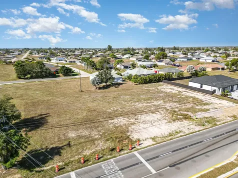 1616 Andalusia Boulevard Cape Coral FL 33909